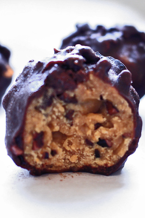 Raw Cookie Dough Balls