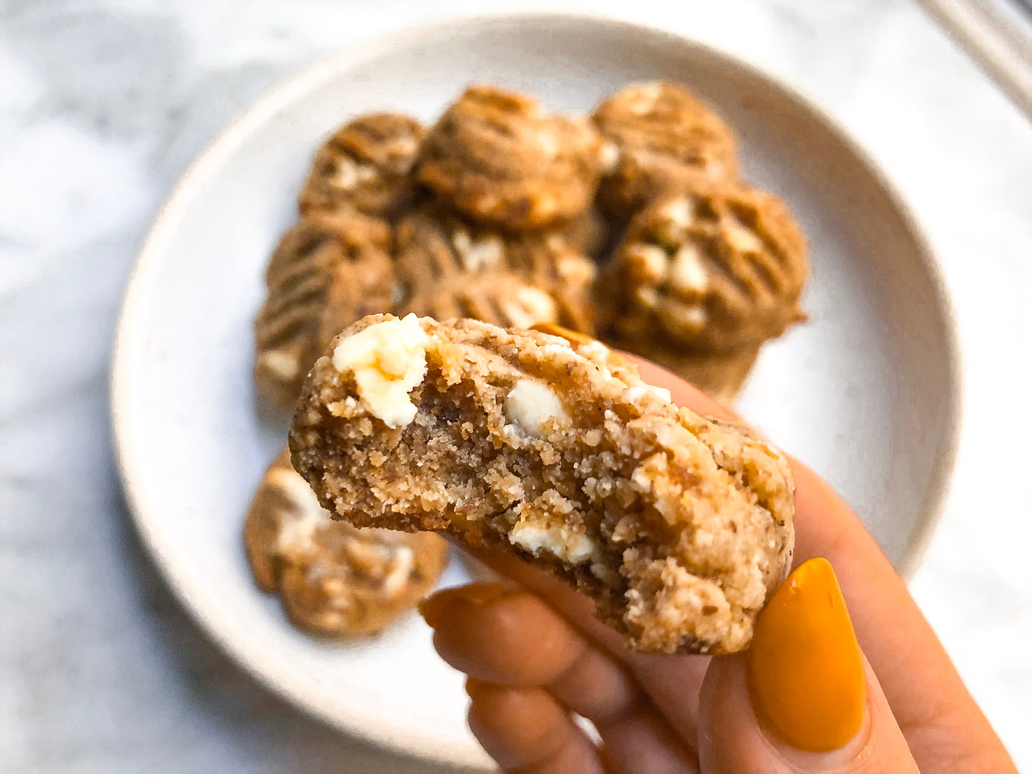 Tahini White Chocolate Chip Cookies